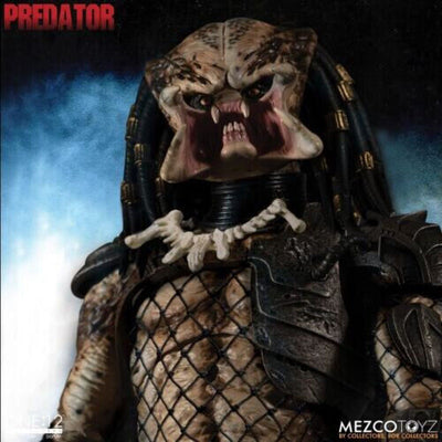 Mezco Toys One : 12 Collective Predator Deluxe Edition Action Figure 1/12 Scale